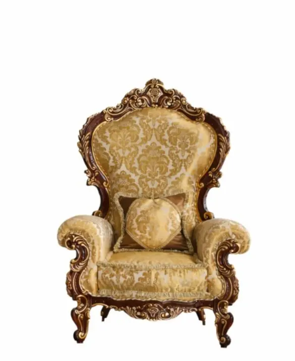 ROYAL CLASSIC ARMCHAIR
