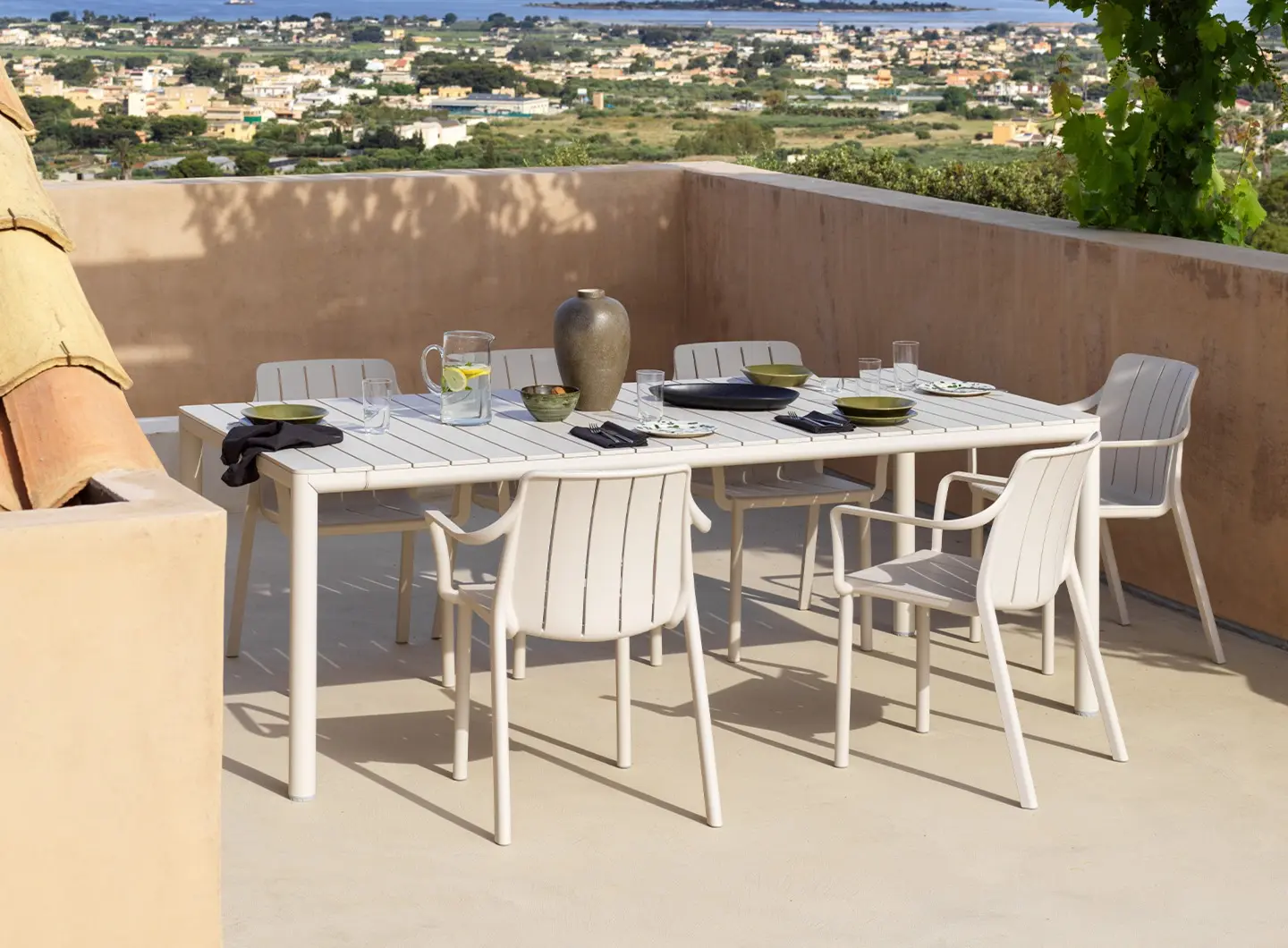 Tiberina Armchair - Tevere 210 Ext.