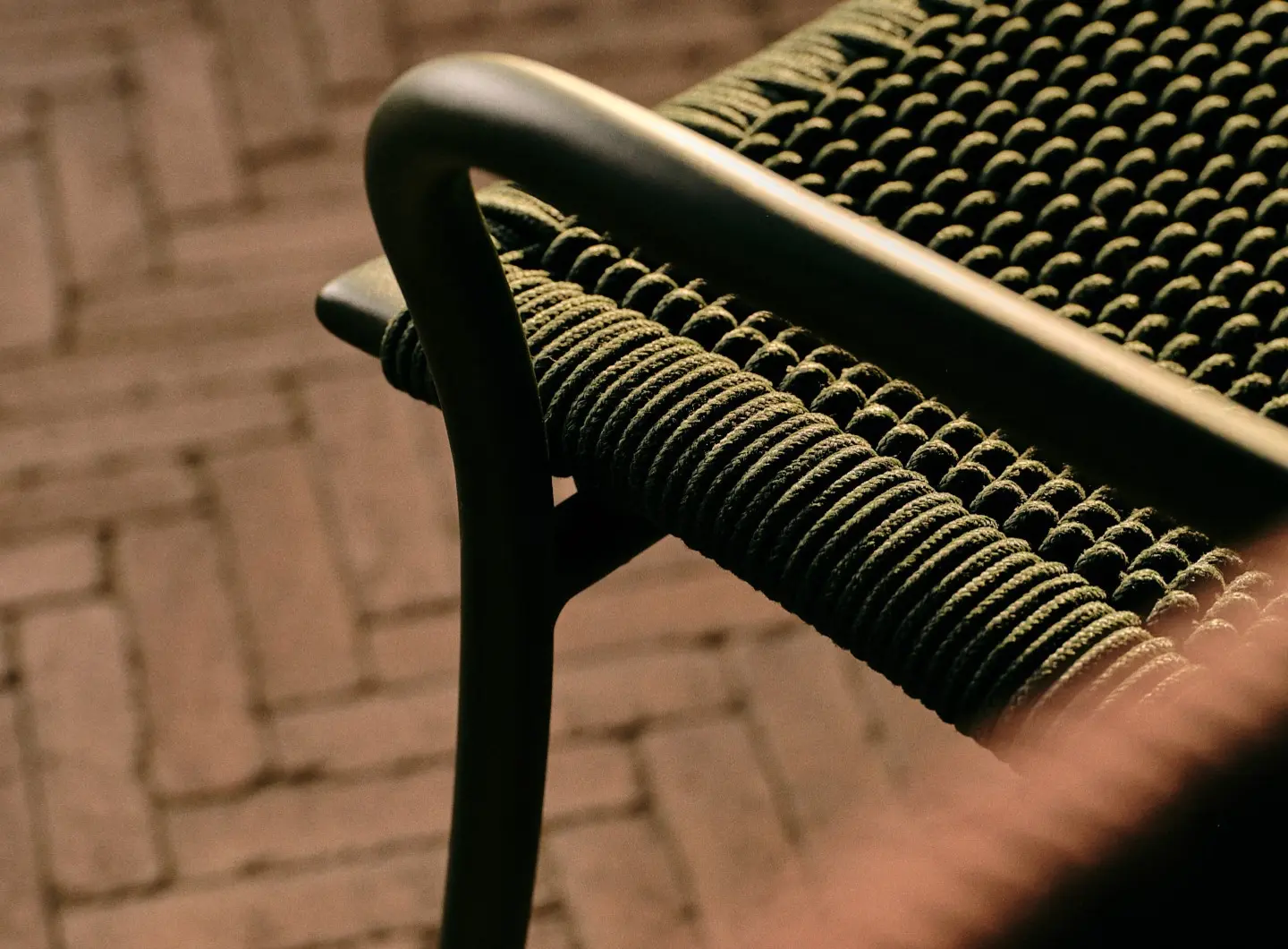 Detail of armrest and seat in Verde Amazonia version.