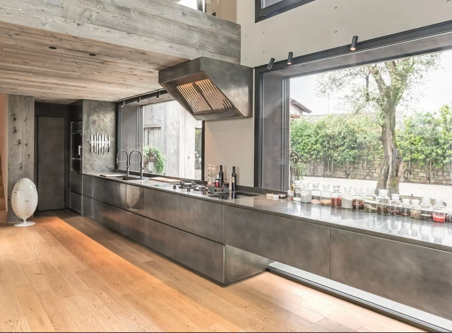 SQUARE design by XERA Lab