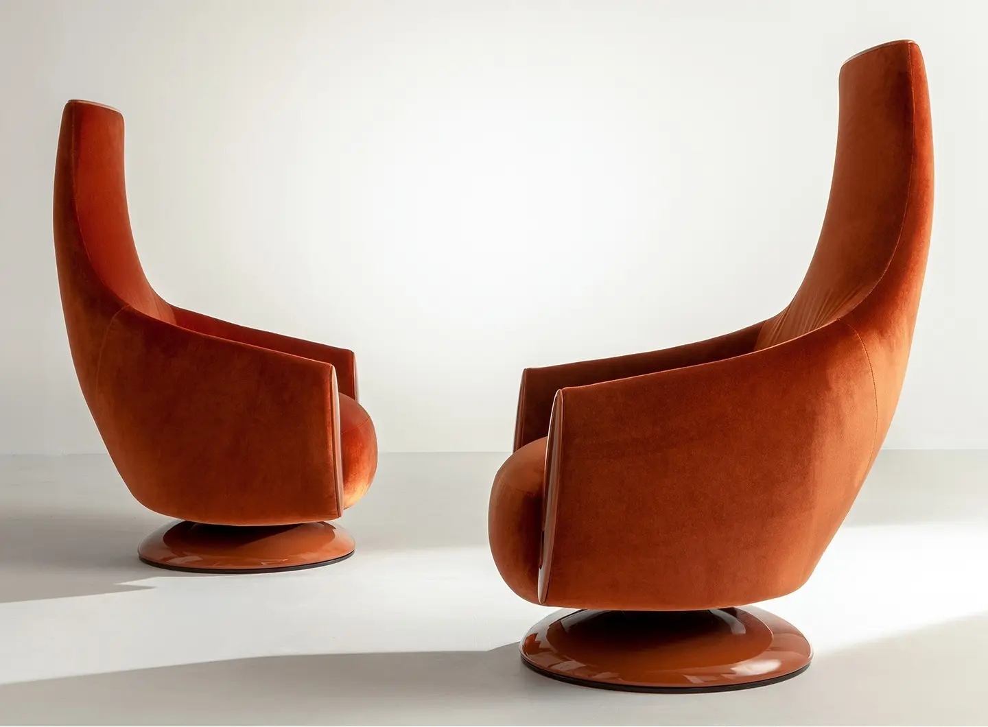 Diana amchair by Laurameroni