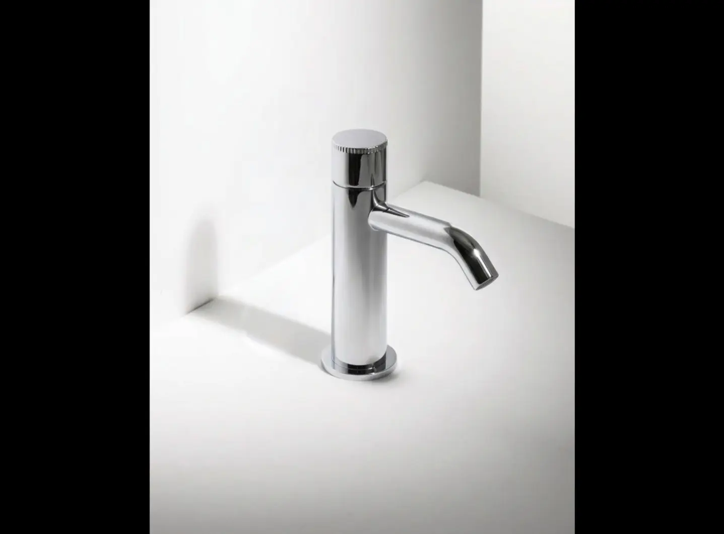 Crown miscelatore lavabo monocomando
