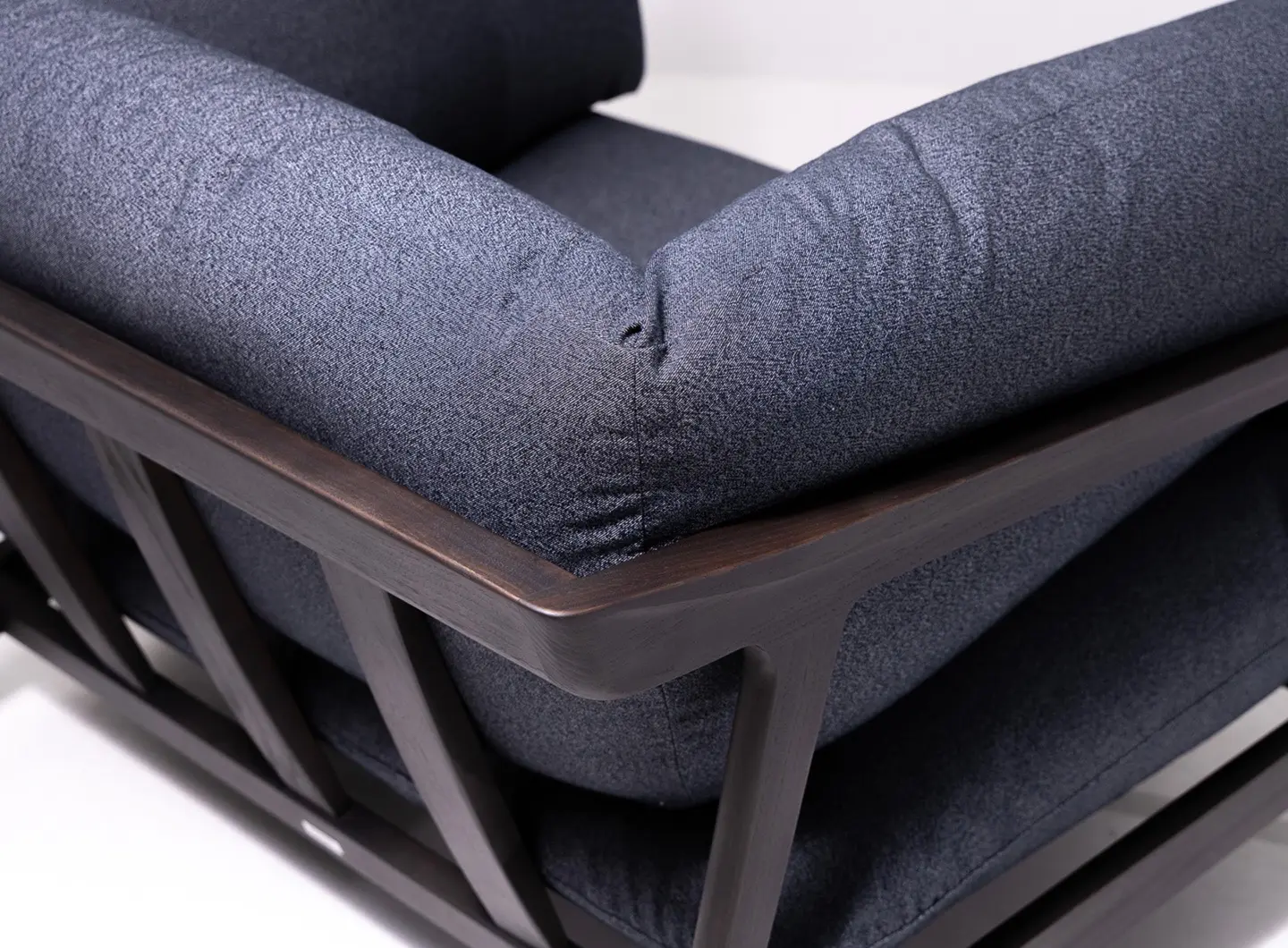 Nagano Interior_Cocoon by Takashi Sekimitsu