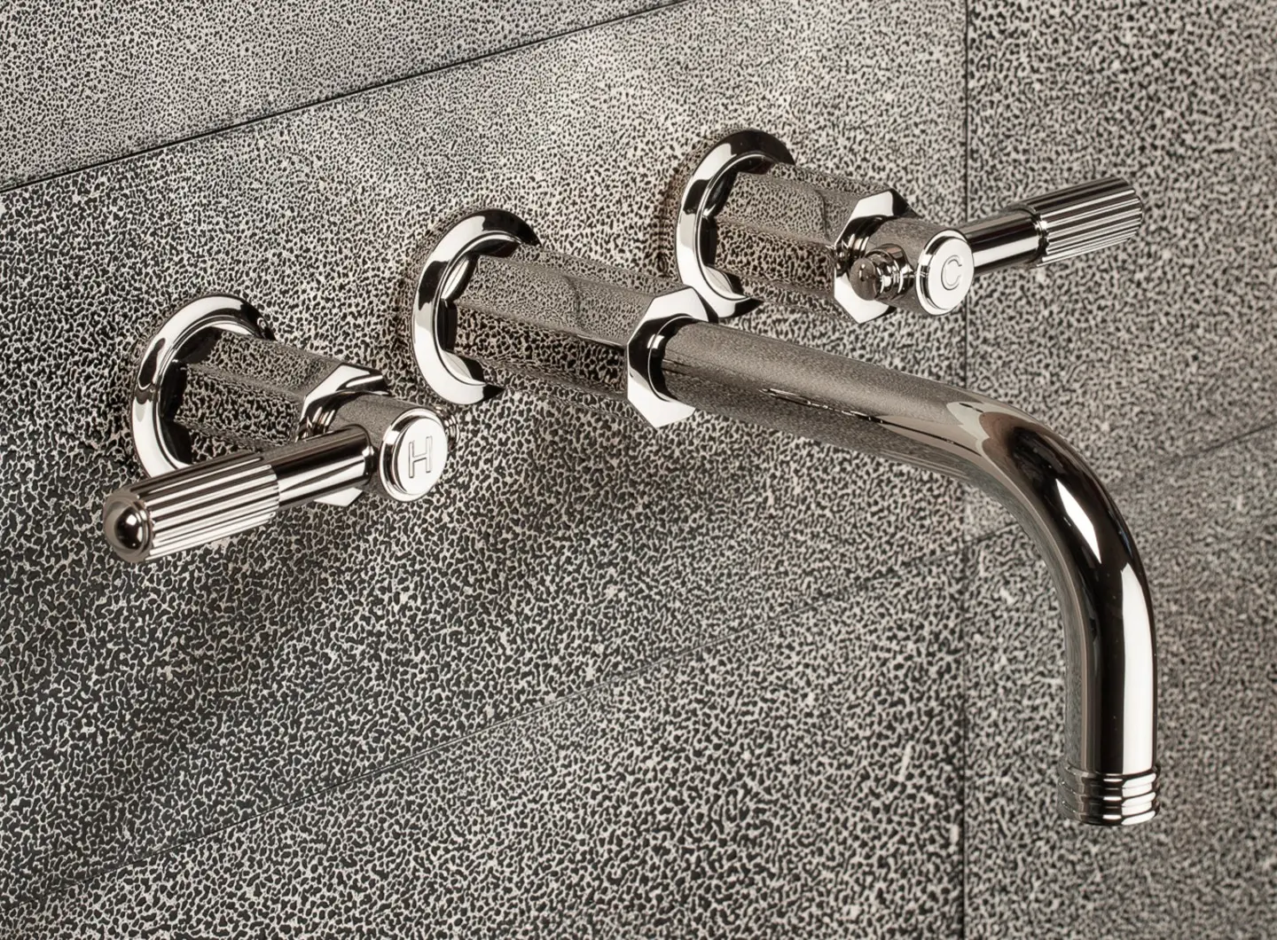 Wall-mounted 3-hole basin mixer