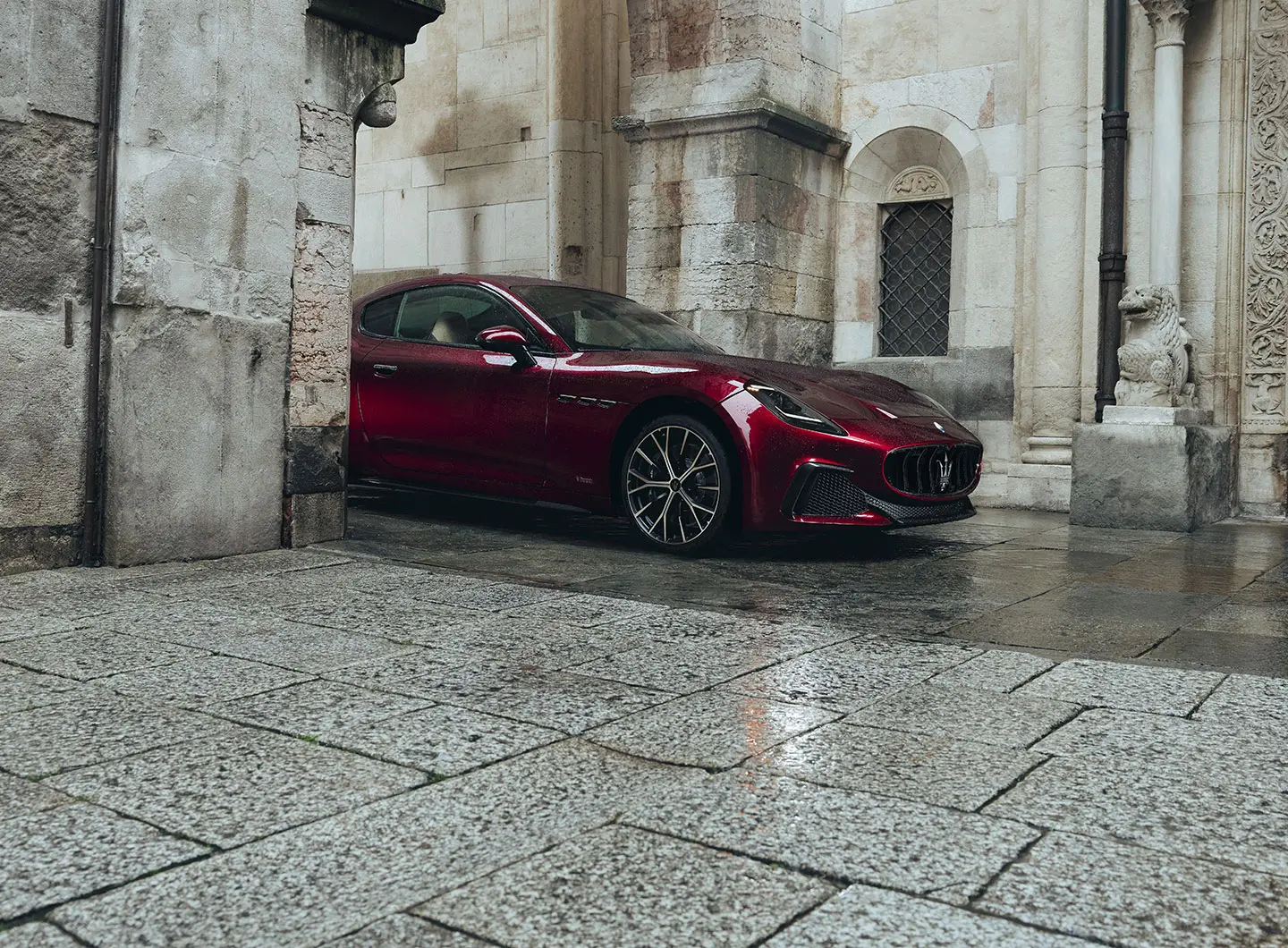 Maserati Gran Turismo, Rosso Velluto