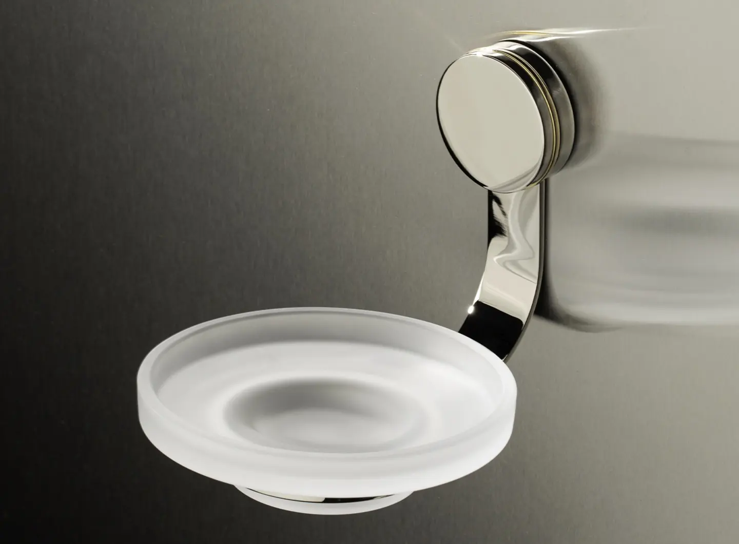 Wall-mounted soap dish