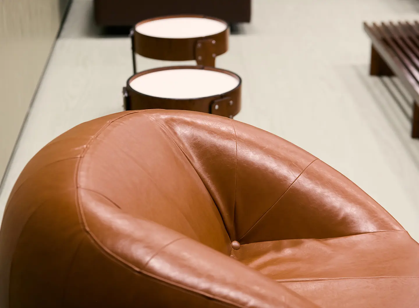 Mercado Moderno, Salone Raritas