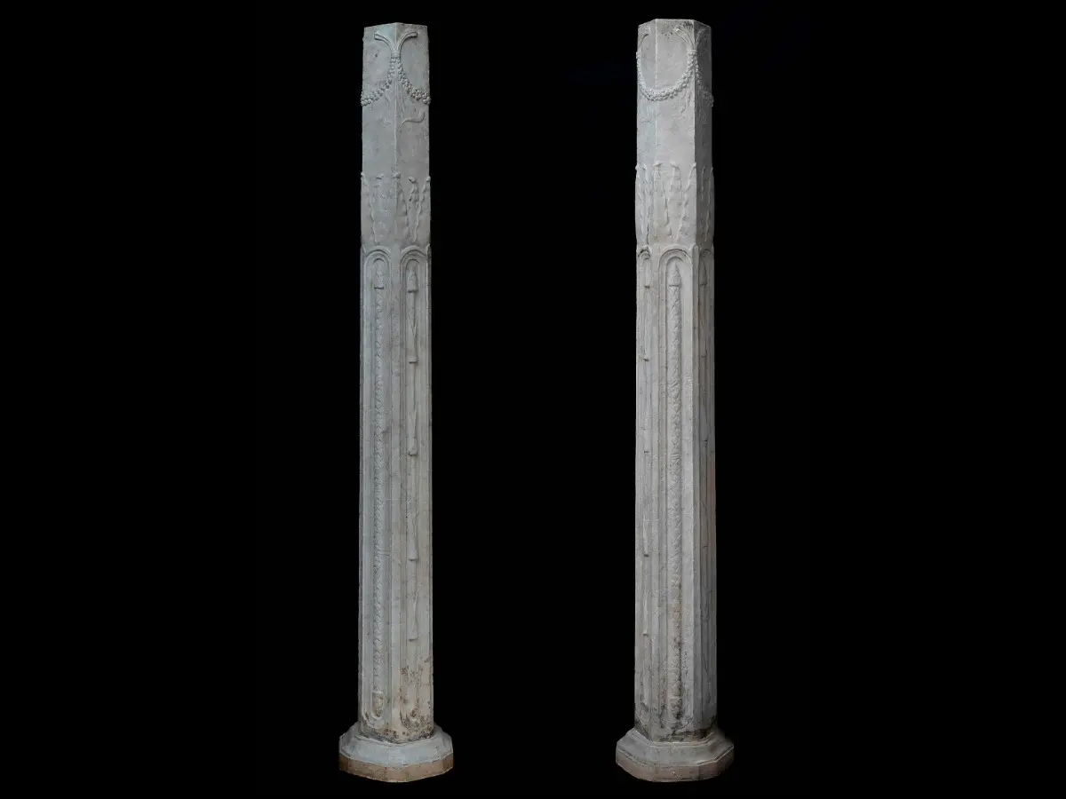 Coppia di colonne esagonali rinascimentali 