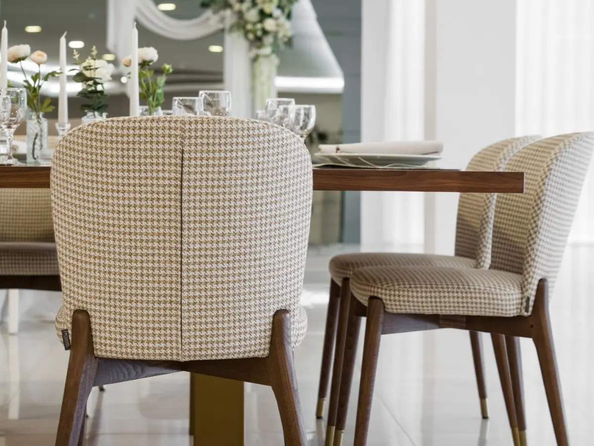 Elicia CB Round by Area44