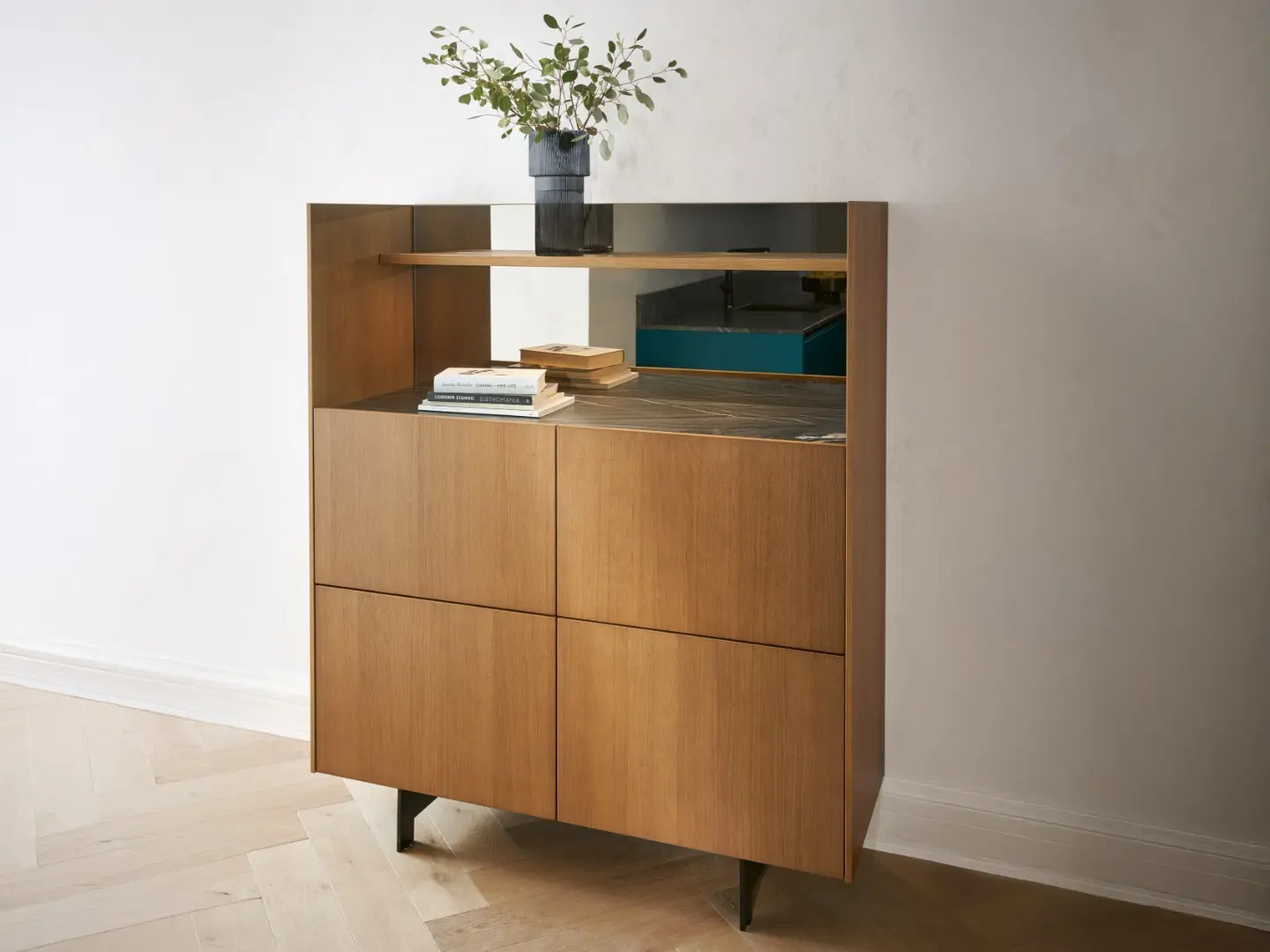 next125 Icon Highboard
