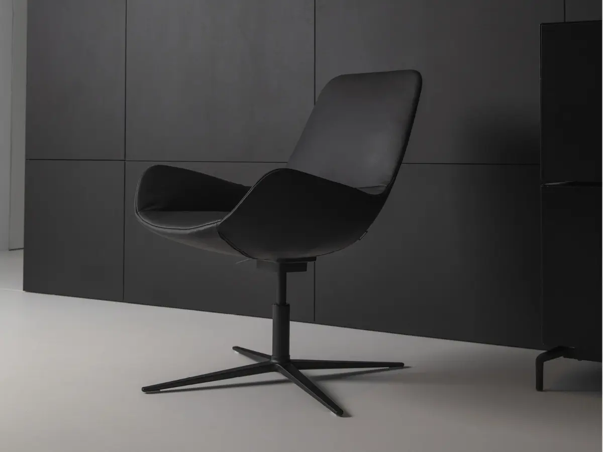 W-Club low designed by Rainer Bachschmid