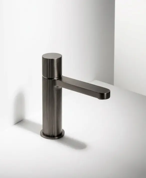 QTIME SINGLE-LEVER WASHBASIN MIXER