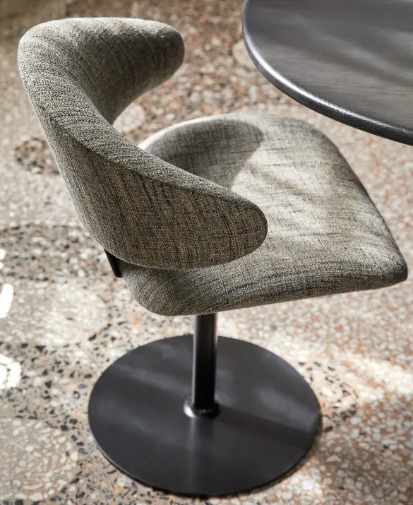 LUZ swivel chair