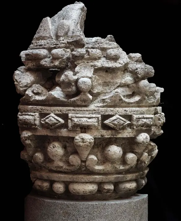 Triregno Papale Travertino