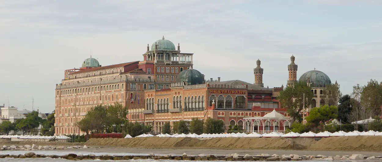 Hotel Excelsior