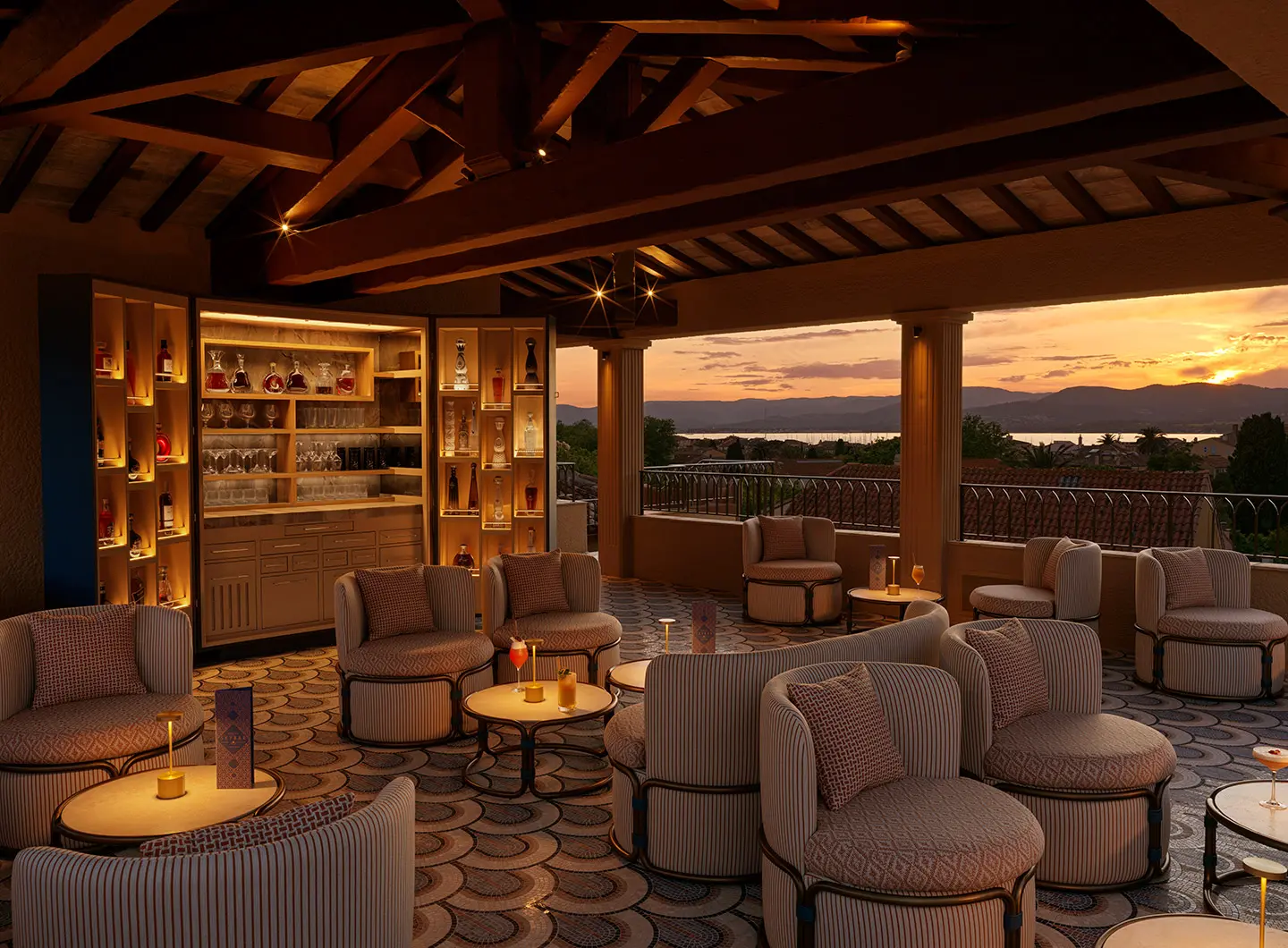 Hotel Byblos, Saint-Tropez, France, Sky Bar designed by UGO Architecture with furnishings by Ethimo in collaboration with Studio Zanellato/Bortotto - ©Stephen Julliard