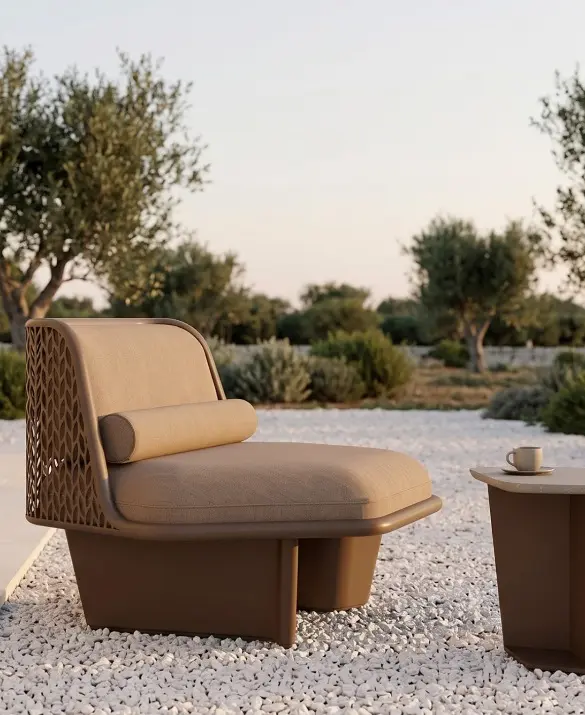 Leaf, Autoban’s first collection designed for YAAZ, balances its distinctive hexagonal geometry with rounded lines to create silhouettes that feel both inviting and unexpected. Extending the studio’s signature approach to resort living beyond architectural boundaries, the collection creates a seamless dialogue between interior, exterior and landscape.