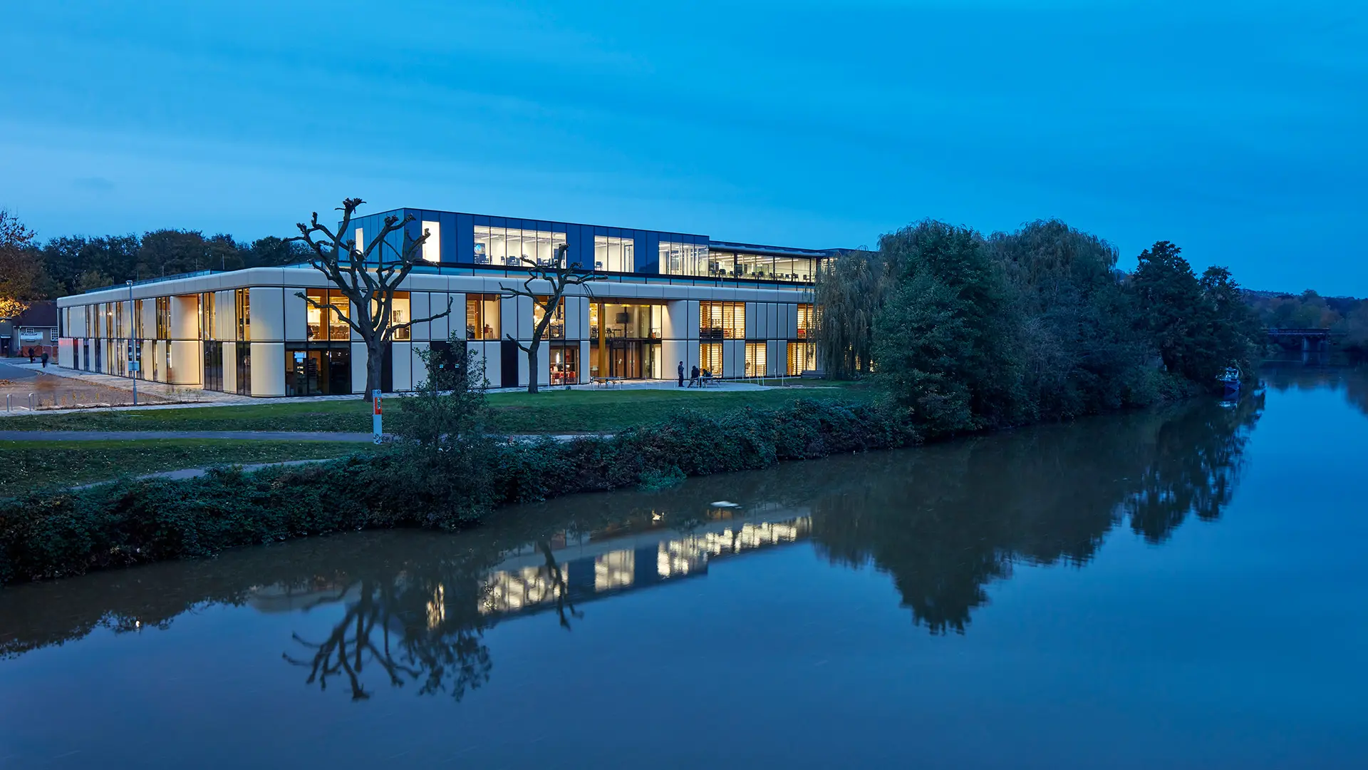 HEADER-Bath-Schools-of-Art-and-Design_Grimshaw_photo-by-Paul-Raftery