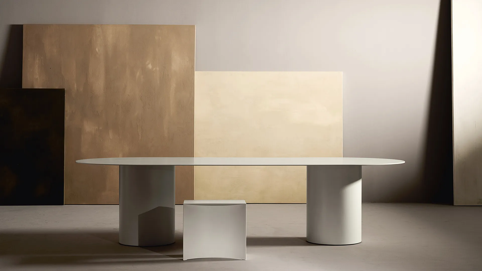 MM8 Table by Guglielmo Poletti for Desalto