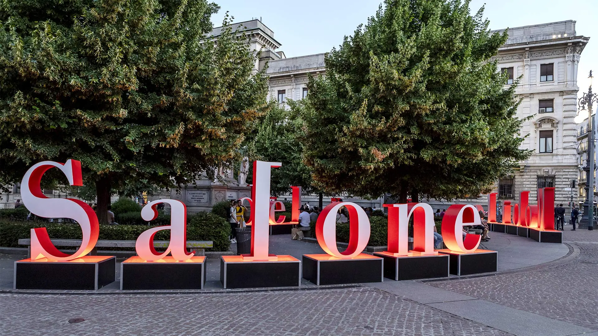 salonemilano, piazza della scala