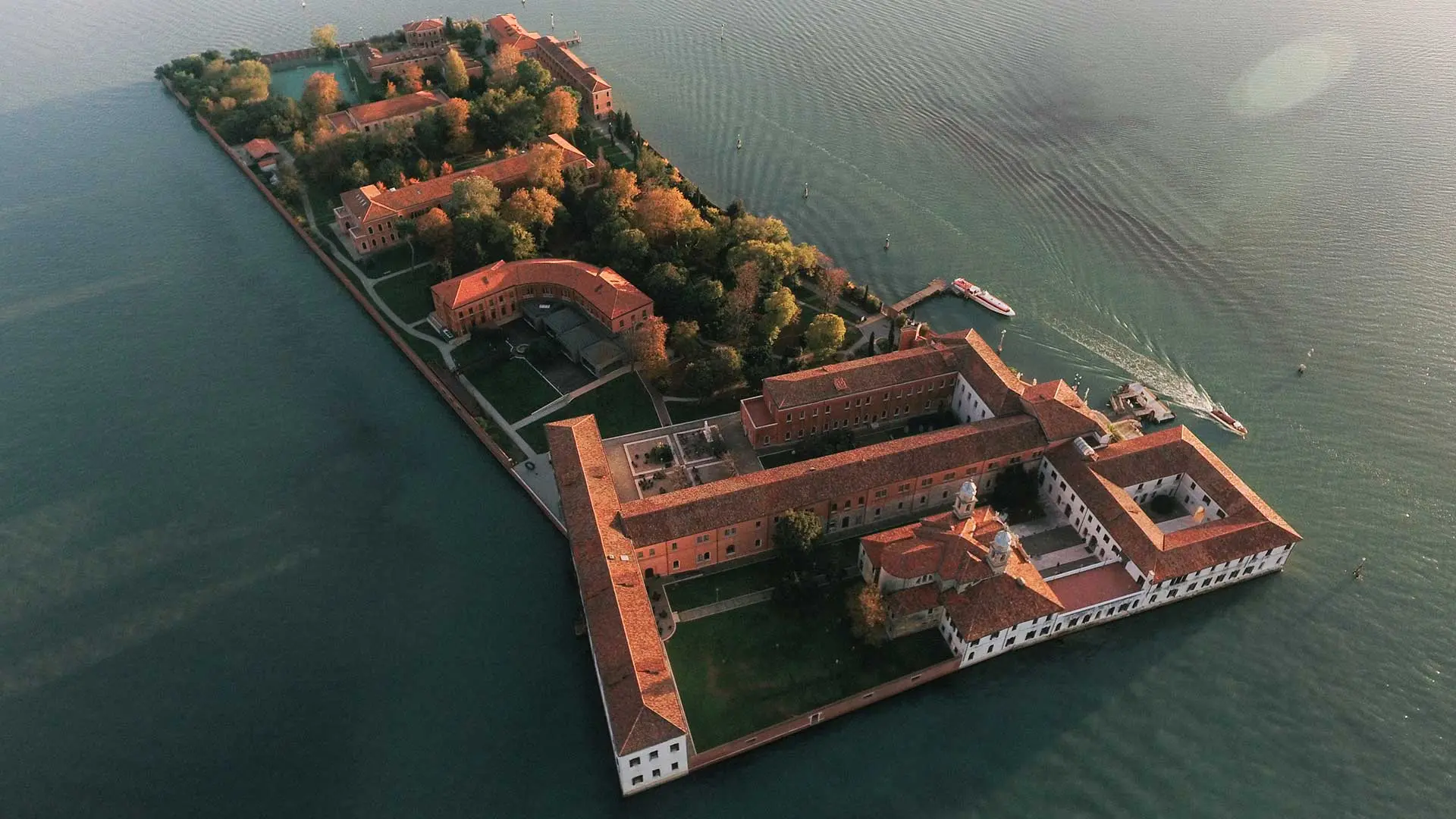 L'isola di San Servolo a Venezia