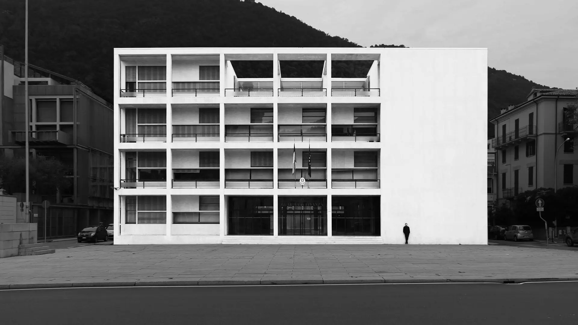 front view of Casa del Fascio in Como