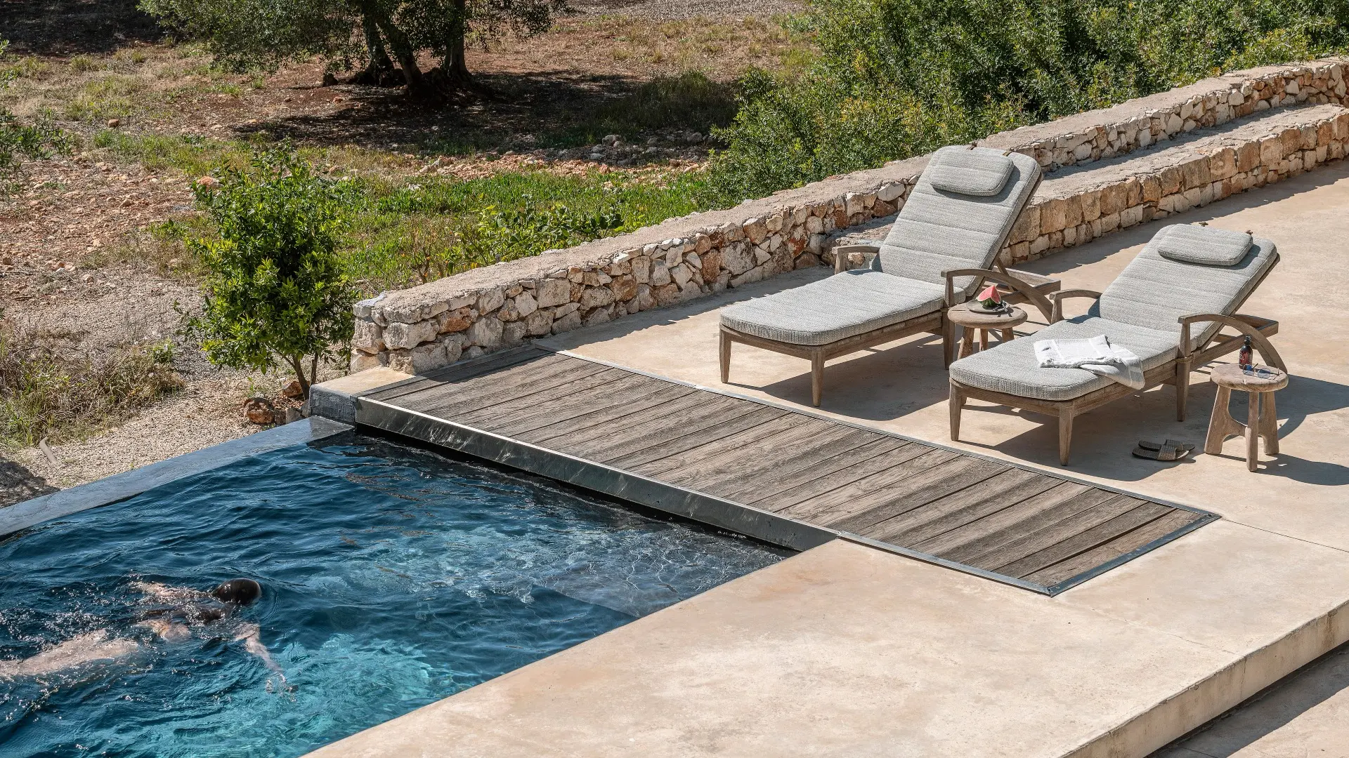Gommaire Sunbed Faye incl. wheels and Side Table Laya