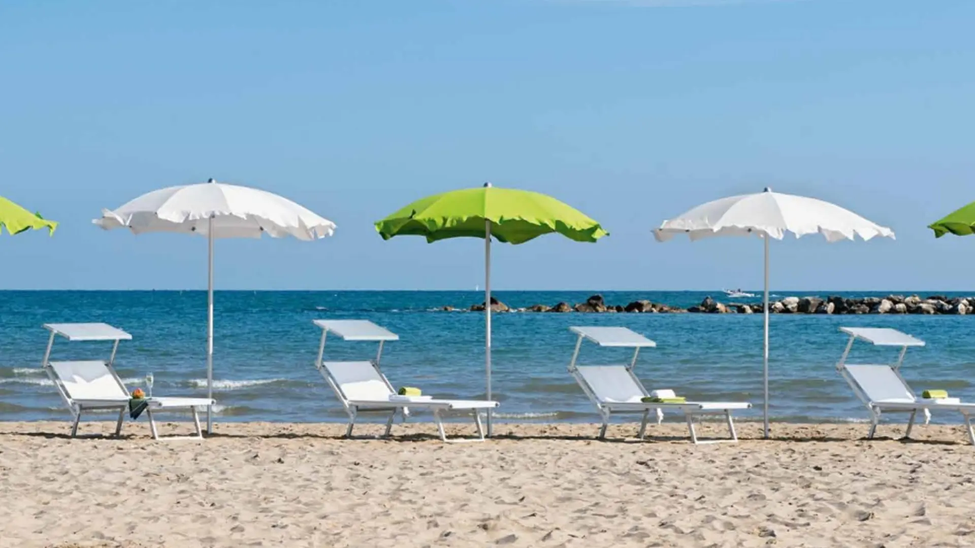 Ombrellificio Magnani beach design everywhere