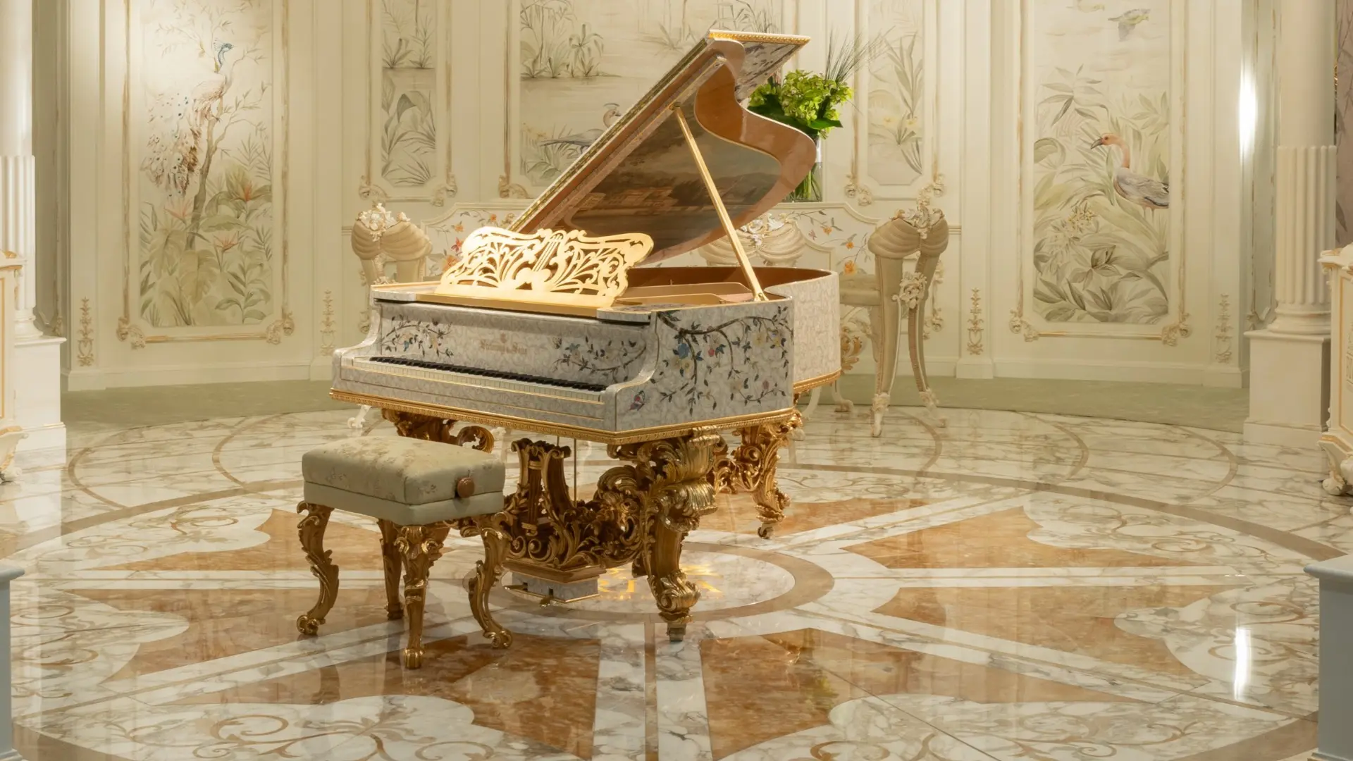 Classic Luxury Dining Room - Comacina Collection